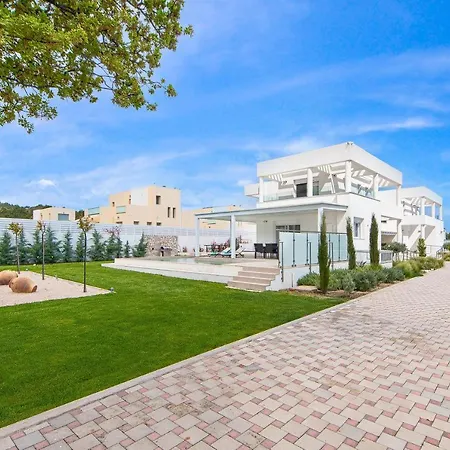 Myrto Villa